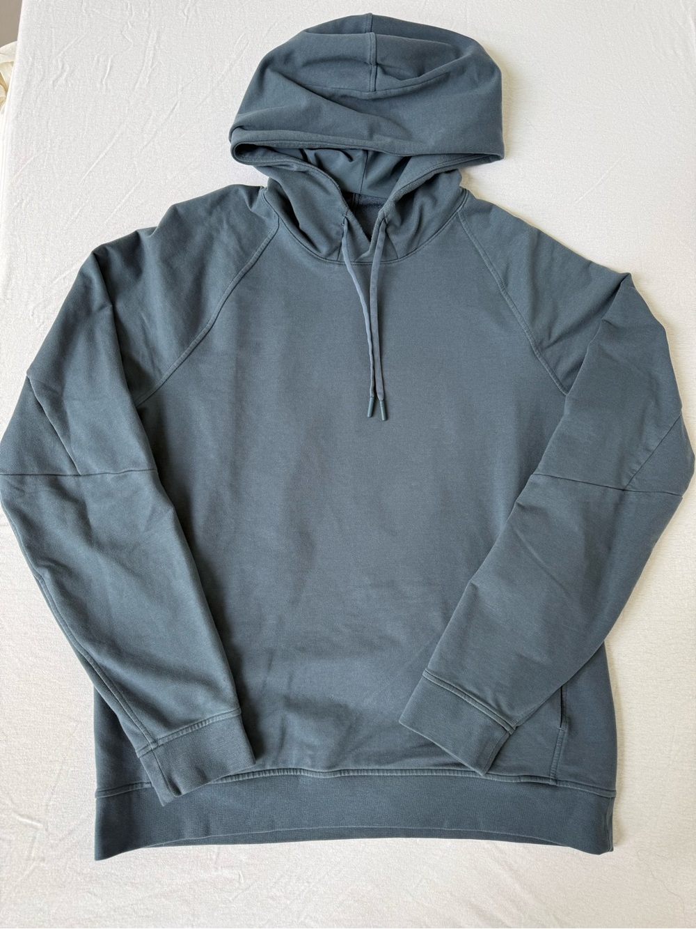 Lululemon Men’s sweatshirt —Slate Blue L